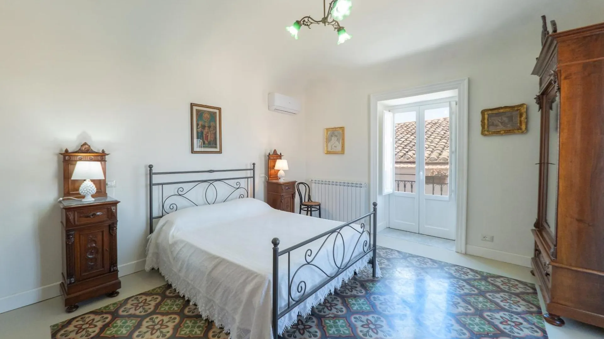 Vittorio Emanuele Street House Appartement Cefalù Italië