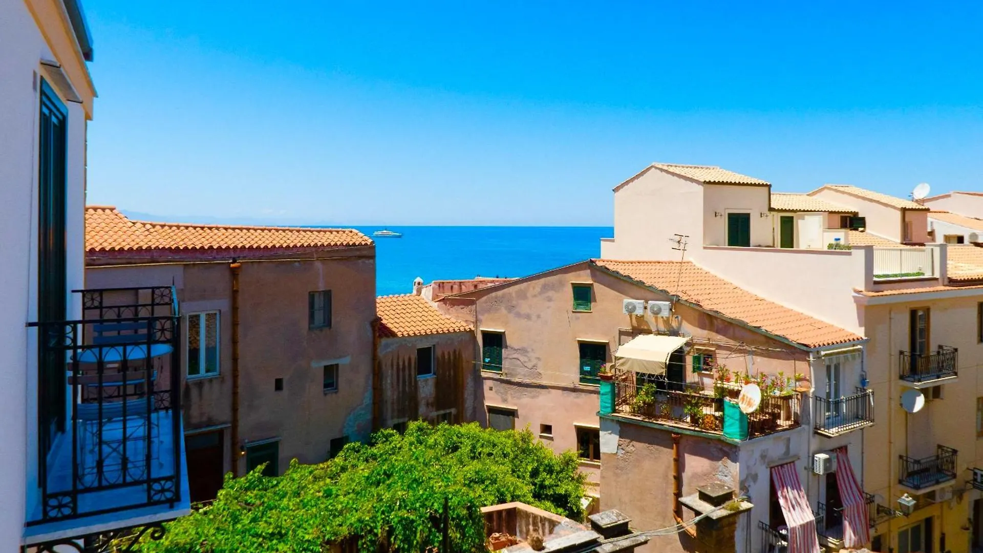 Vittorio Emanuele Street House Appartement Cefalù